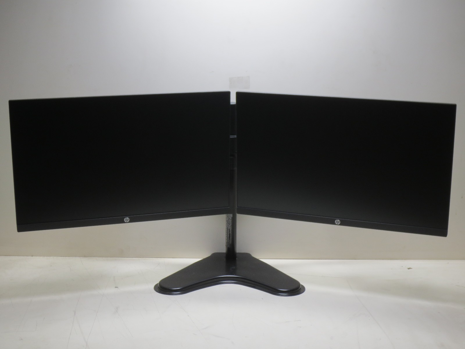 HP P244 24" HDMI IPS LED LCD Dual Monitor Display Dual Stand (Grade-A)