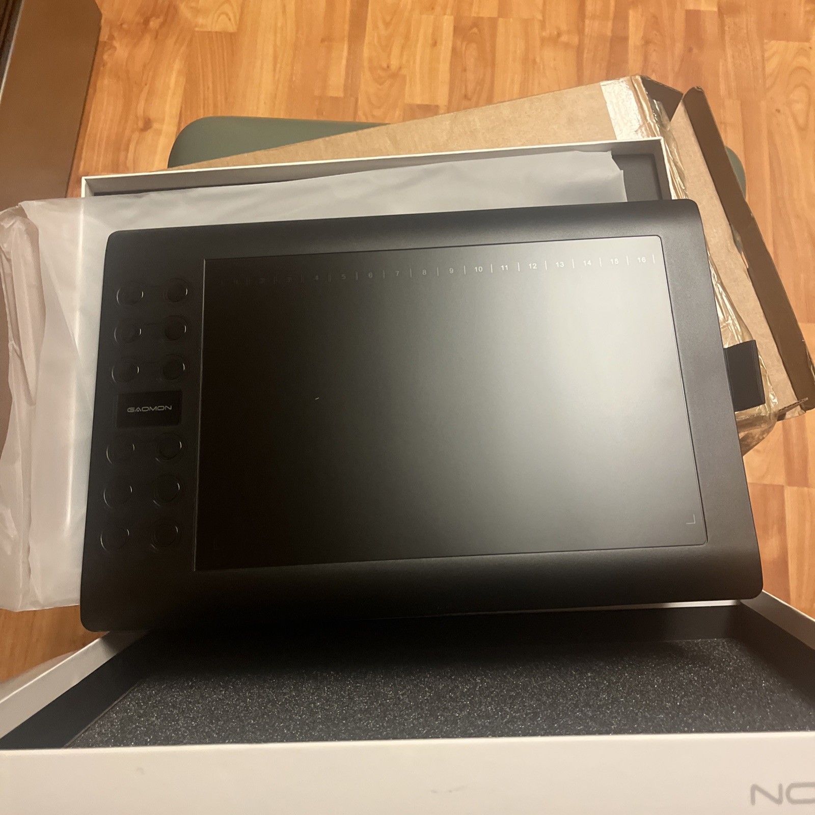 GAOMON M106K PRO Graphic Tablet Drawing Battery-Free 8192 Pen