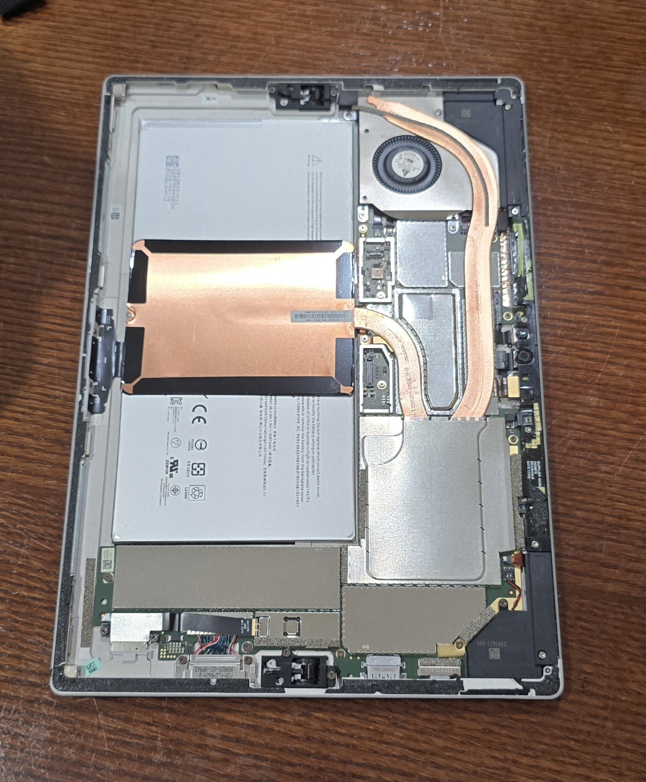 Microsoft Surface Pro 4 12"  1724  128GB SSD 4GB Motherboard Palmrest *READ*