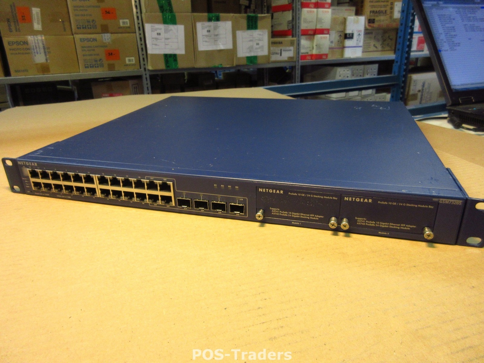 Netgear GSM7328S ProSafe 24+4 Gigabit 24 10/100/1000 L3 Managed Stackable Switch