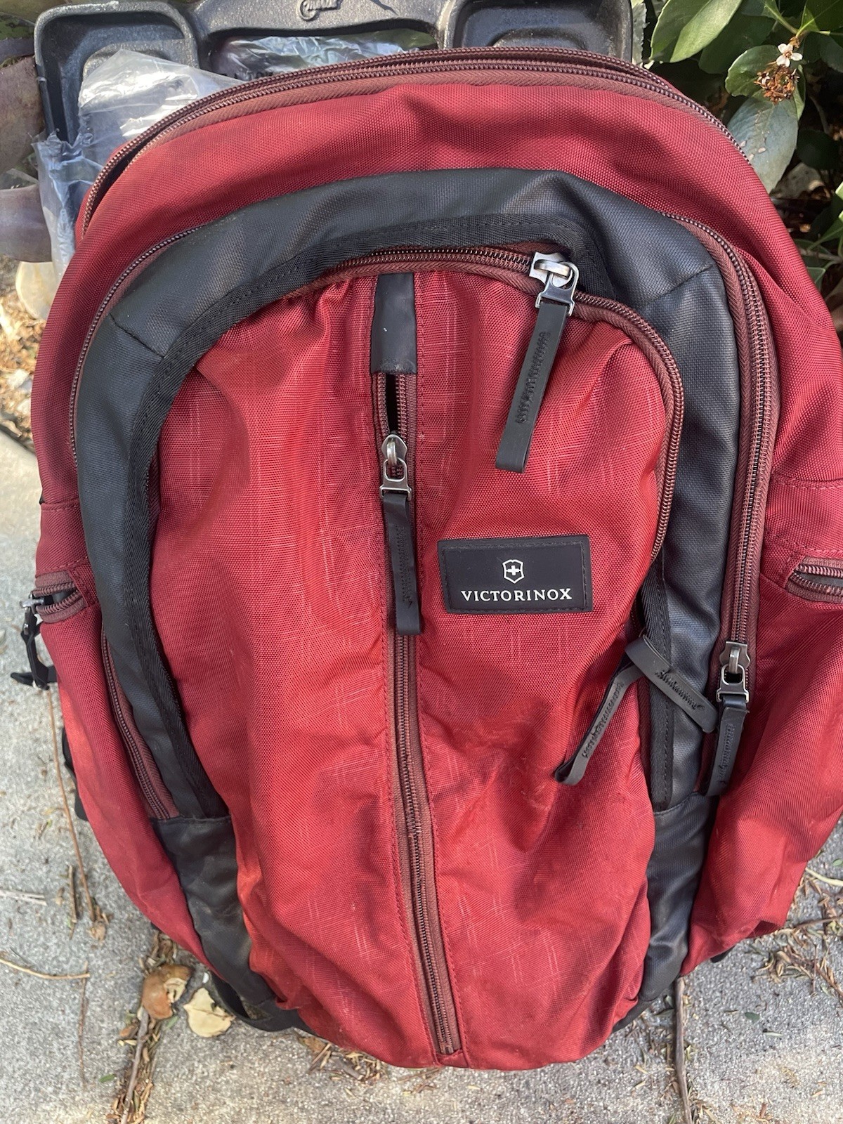 Victorinox Altmont 3.0 Vertical-Zip Padded Laptop Backpack Orange Red
