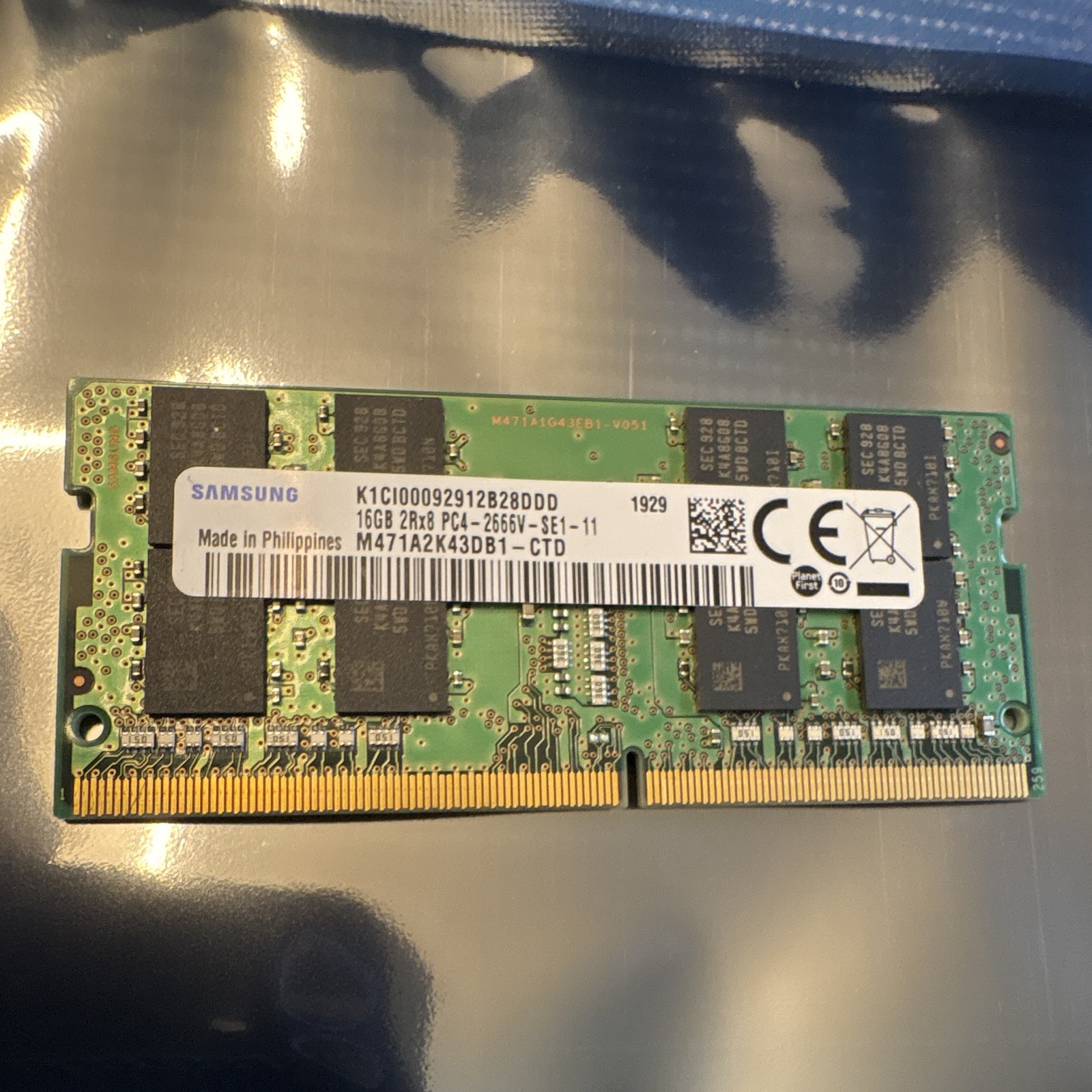 Samsung 16GB DDR4-3200 SO-DIMM RAM M471A2K43EB1
