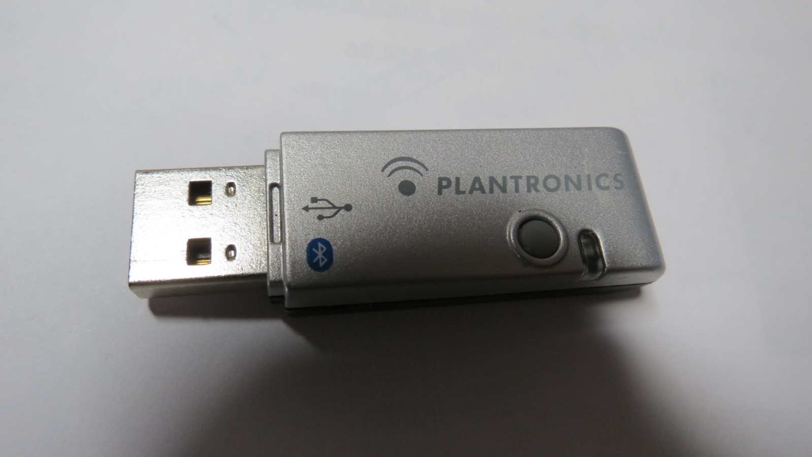 Plantronics BUA-100 USB Universal Bluetooth Adapter for Bluetooth Headset # 2258