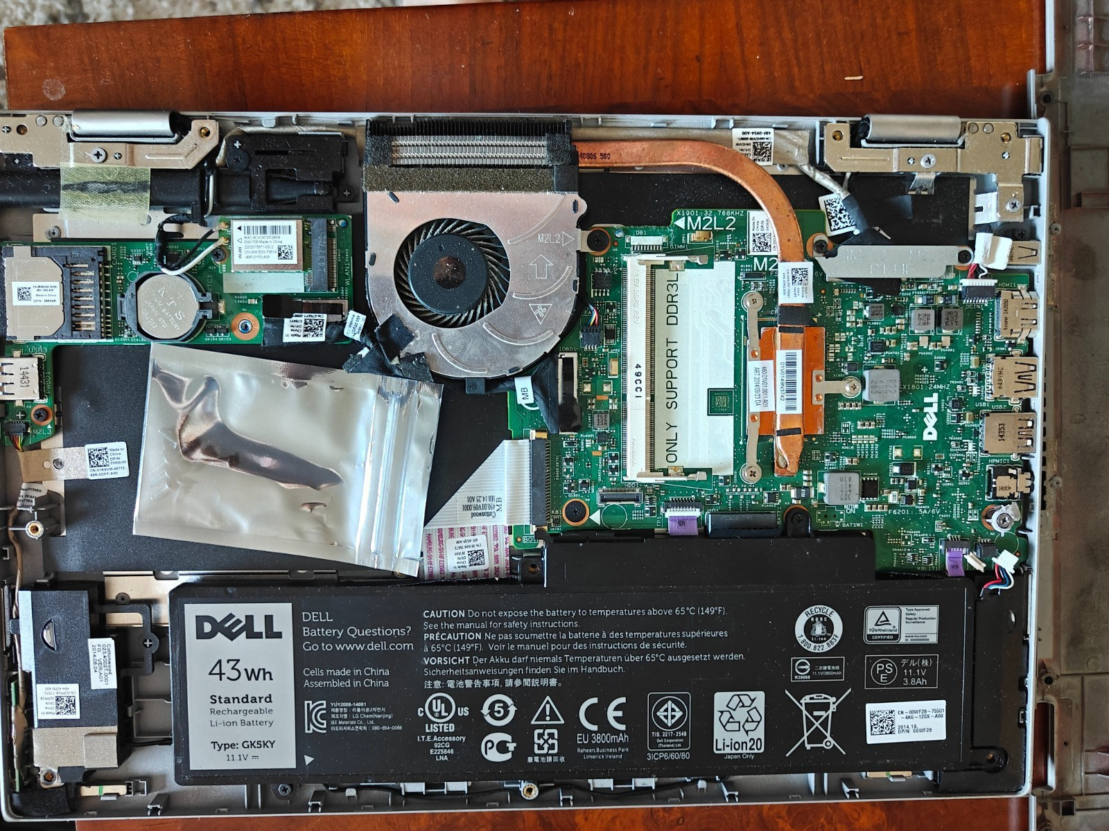 Dell laptop for parts P57G