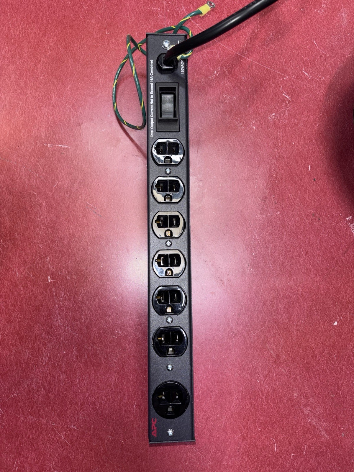 APC Dell DMO7RM-20 7-Outlet High Leakage Current PDU