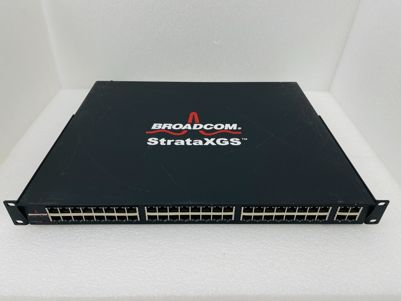Brocade StrataXGS BCM95665K48 W/ POWER CORD / USED