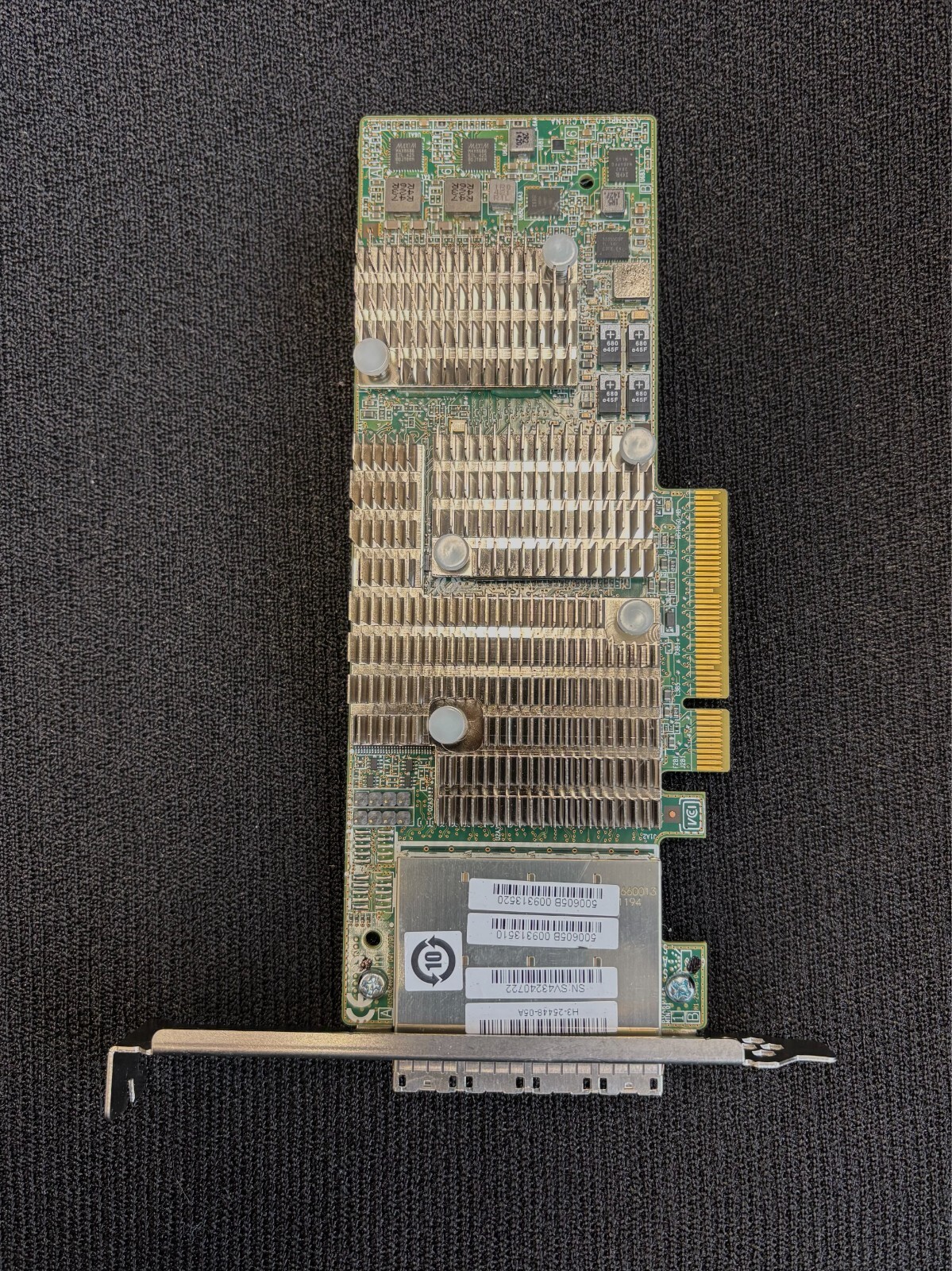LSI 9206-16e SAS 6GBPS PCIe External Non-RAID Host Bus Adapter H3-25531-01A