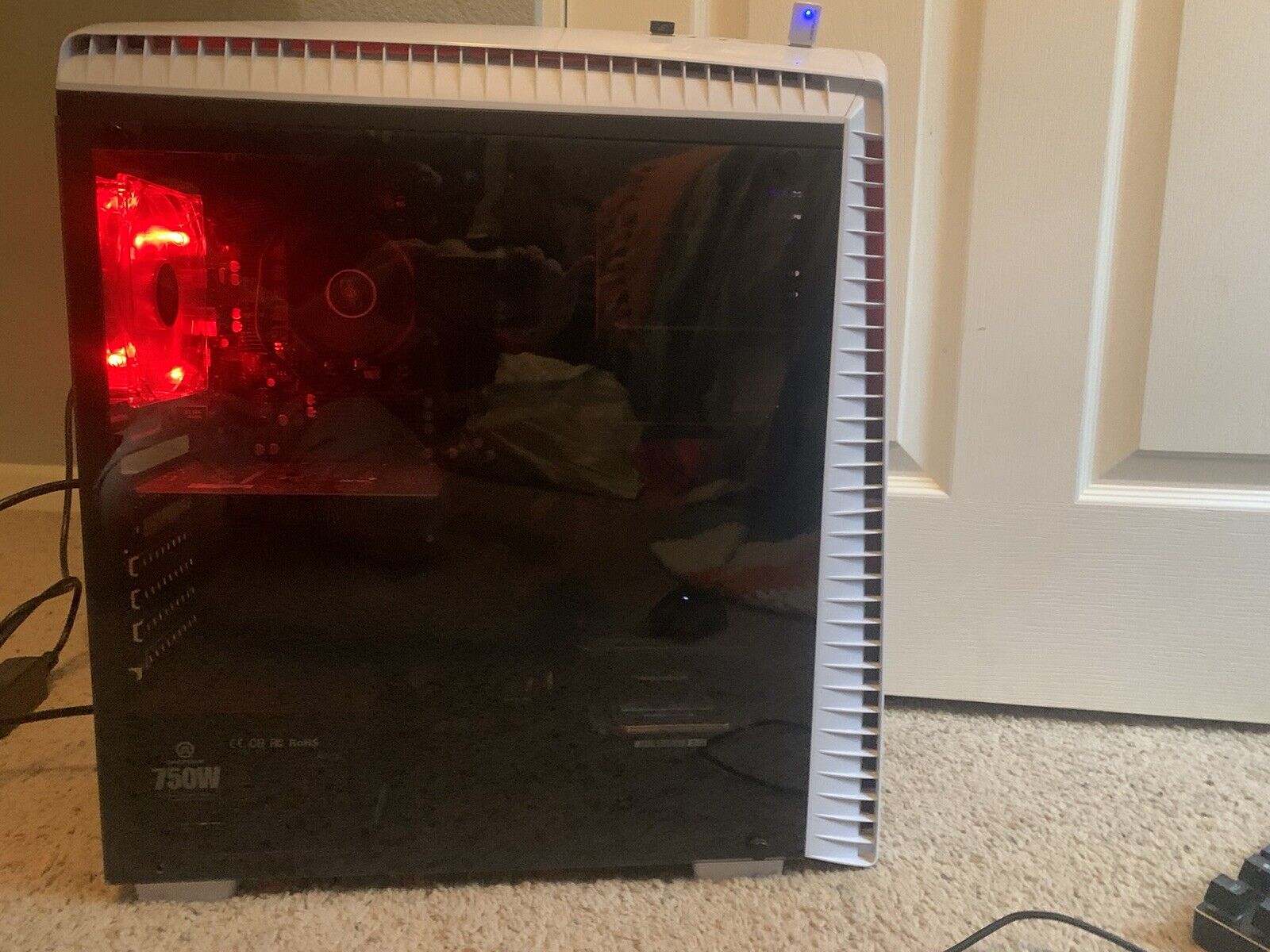 Gaming PC (Used) (COMES WITH KEYBOARD)
