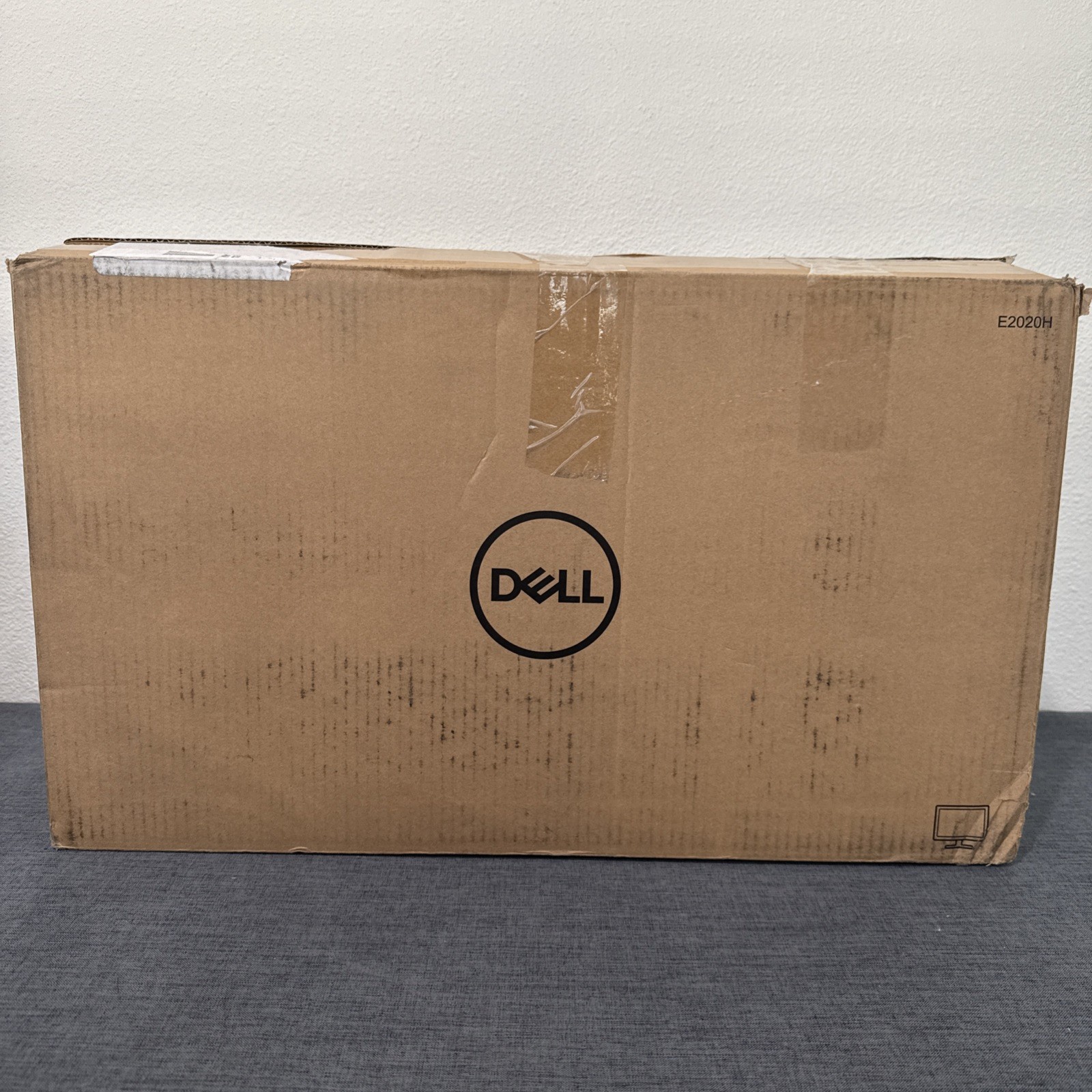 Dell E2020H Flat Panel Monitor 20" Black LED 1600 x 900 Display Port VGA