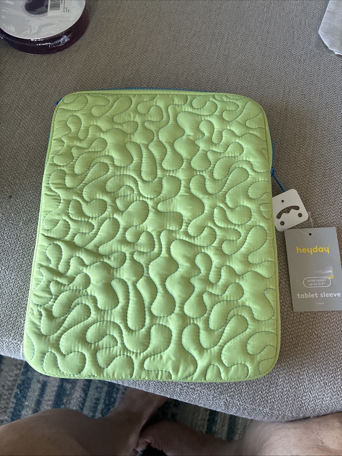 Heyday Pastel Lime Tablet Sleeve Case Quilted Star Pattern Padded Zip New 
