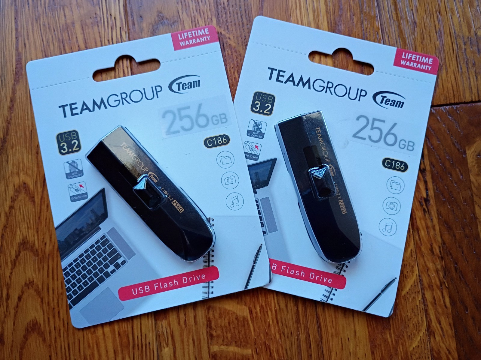 Team Group 256 GB C186 USB 3.2 Gen 1 Flash Drive TC1863256GB01 (Lot of 2)