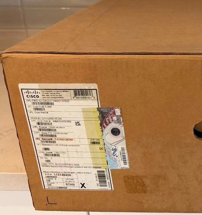 Cisco 9300 Series C9300-48UXM-A  48 Port UPoE  ClEAN SERIALS  2 POWER SUPPLIES