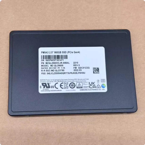 PM9A3 960G U2 SSD Enterprise Services Disk NVME4.0