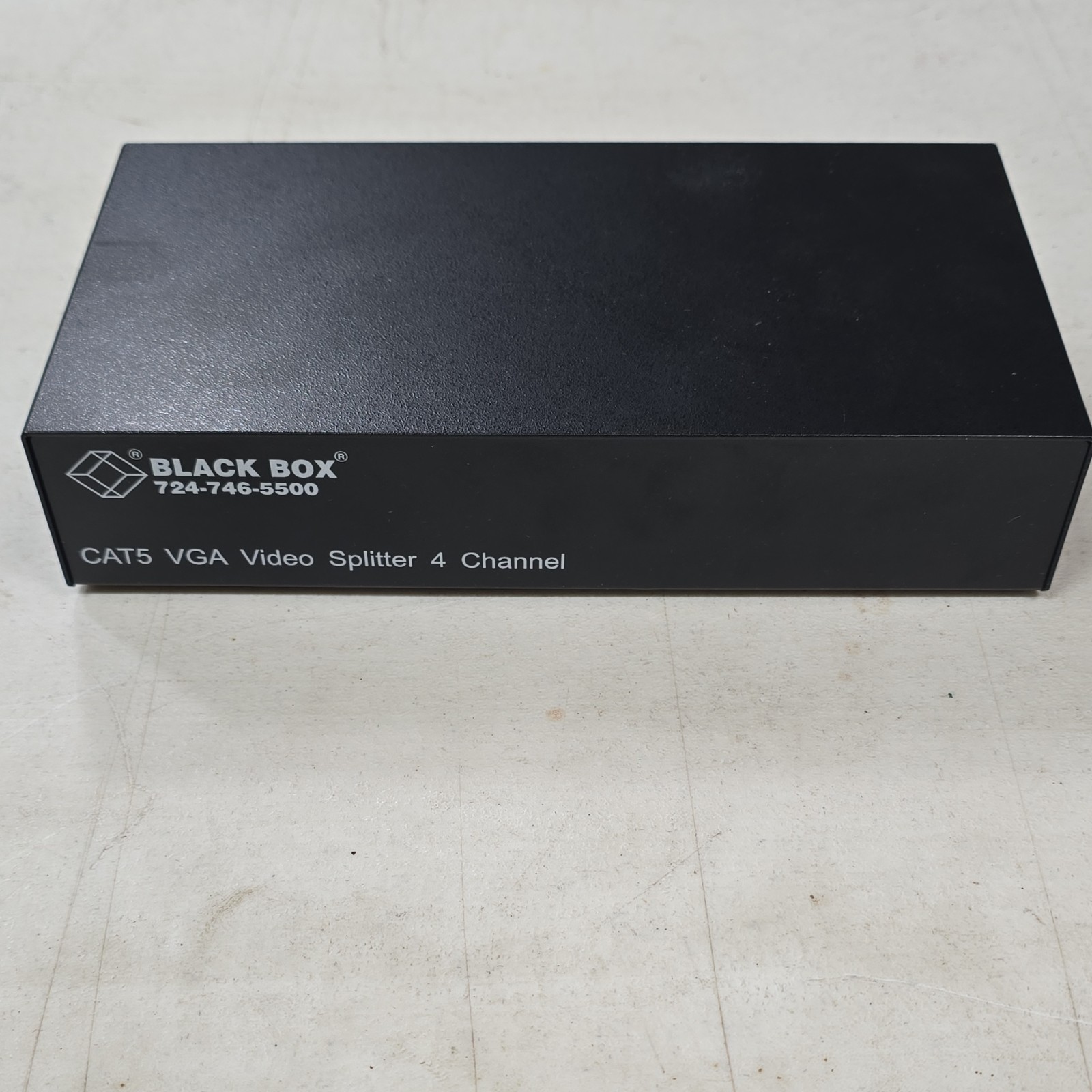 Black Box 4-Channel AV Splitter Switcher 1:4 4-Way VGA D-Sub AC501A-R2