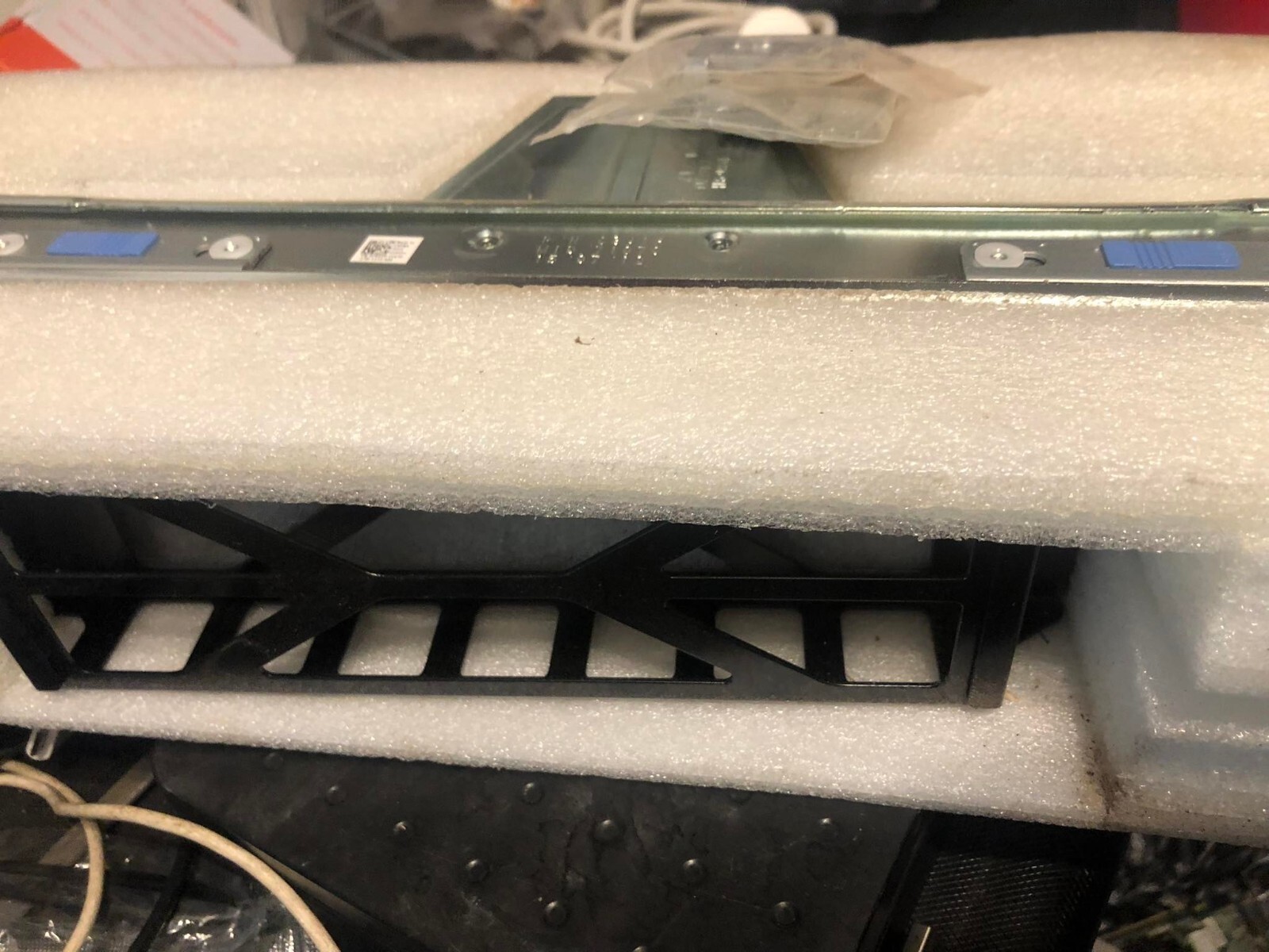 NOB DELL 0V77G4 CABLE MANAGEMENT KIT
