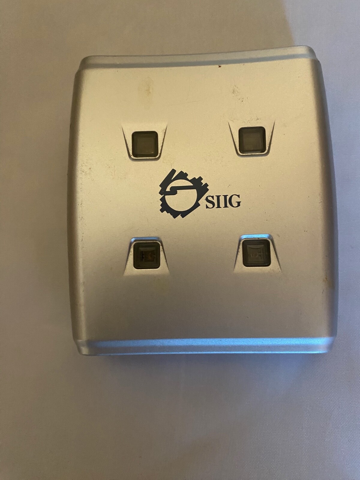 SIIG USB 2.0 Switch 4-to-4, 4-Port USB 2.0 Switch Model: JU-SW4212-S1