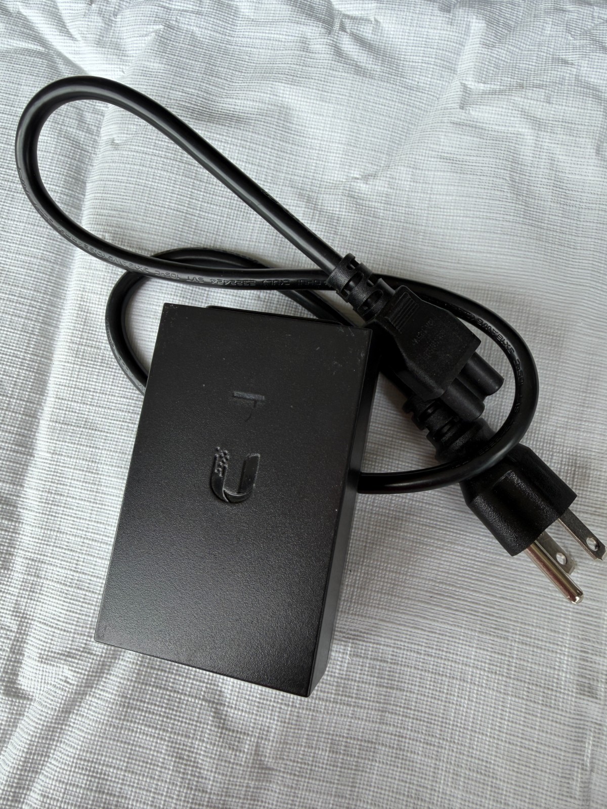 Genuine Ubiquiti GP-B480-050 Fast Ethernet PoE Injector 48V 0.5A w/PC