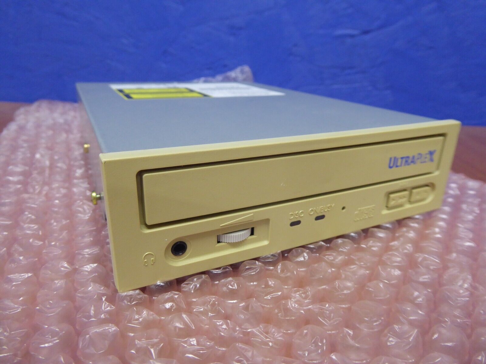 PLEXTOR PX-32TSi 50-PIN SCSI CD-ROM  OPTICAL DISK DRIVE JAPAN FEB 1998 - TESTED