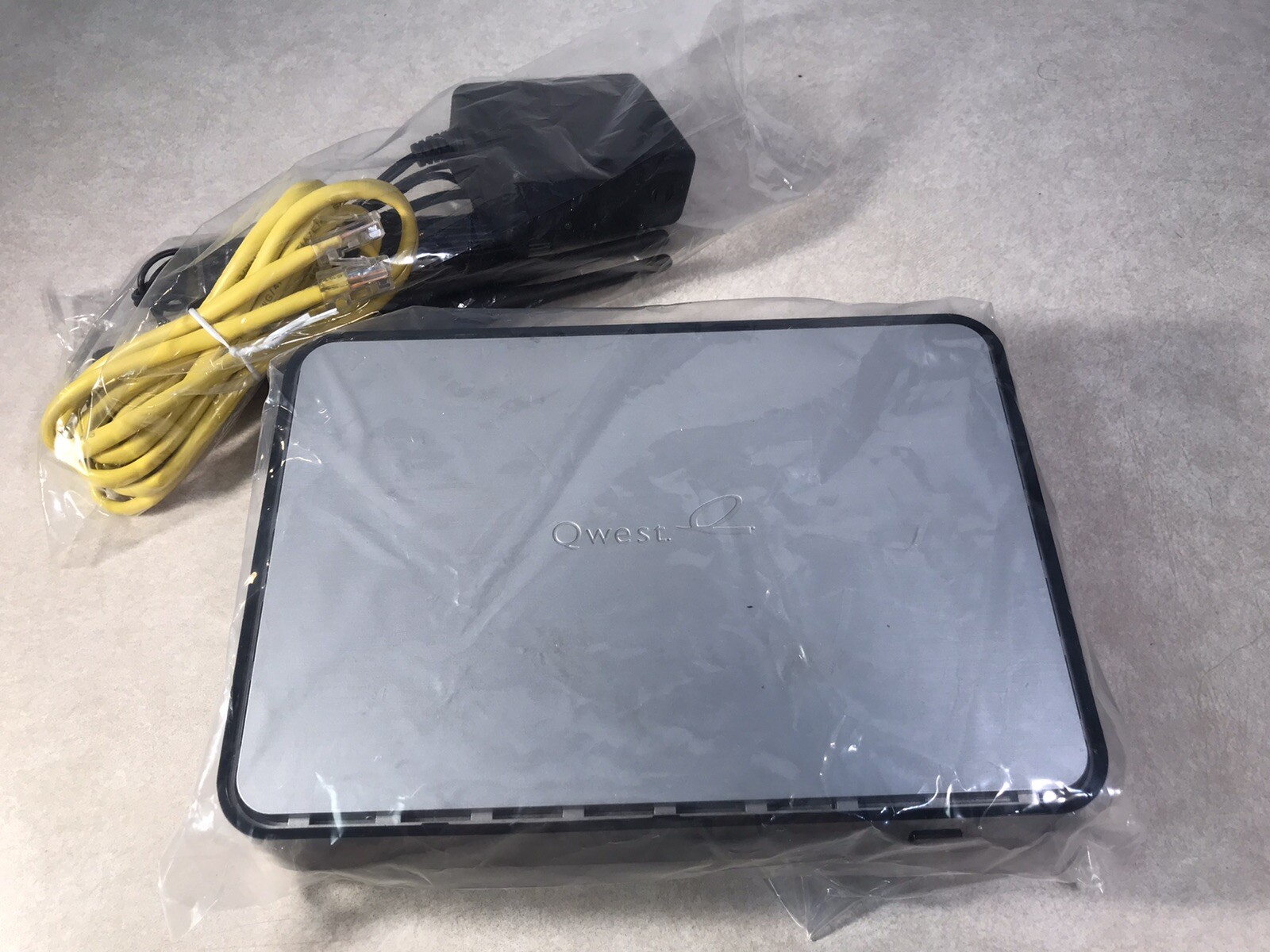 ActionTec Q1000 VDSL2 4 Port Gigabit Wireless-N Router Modem CenturyLink Qwest