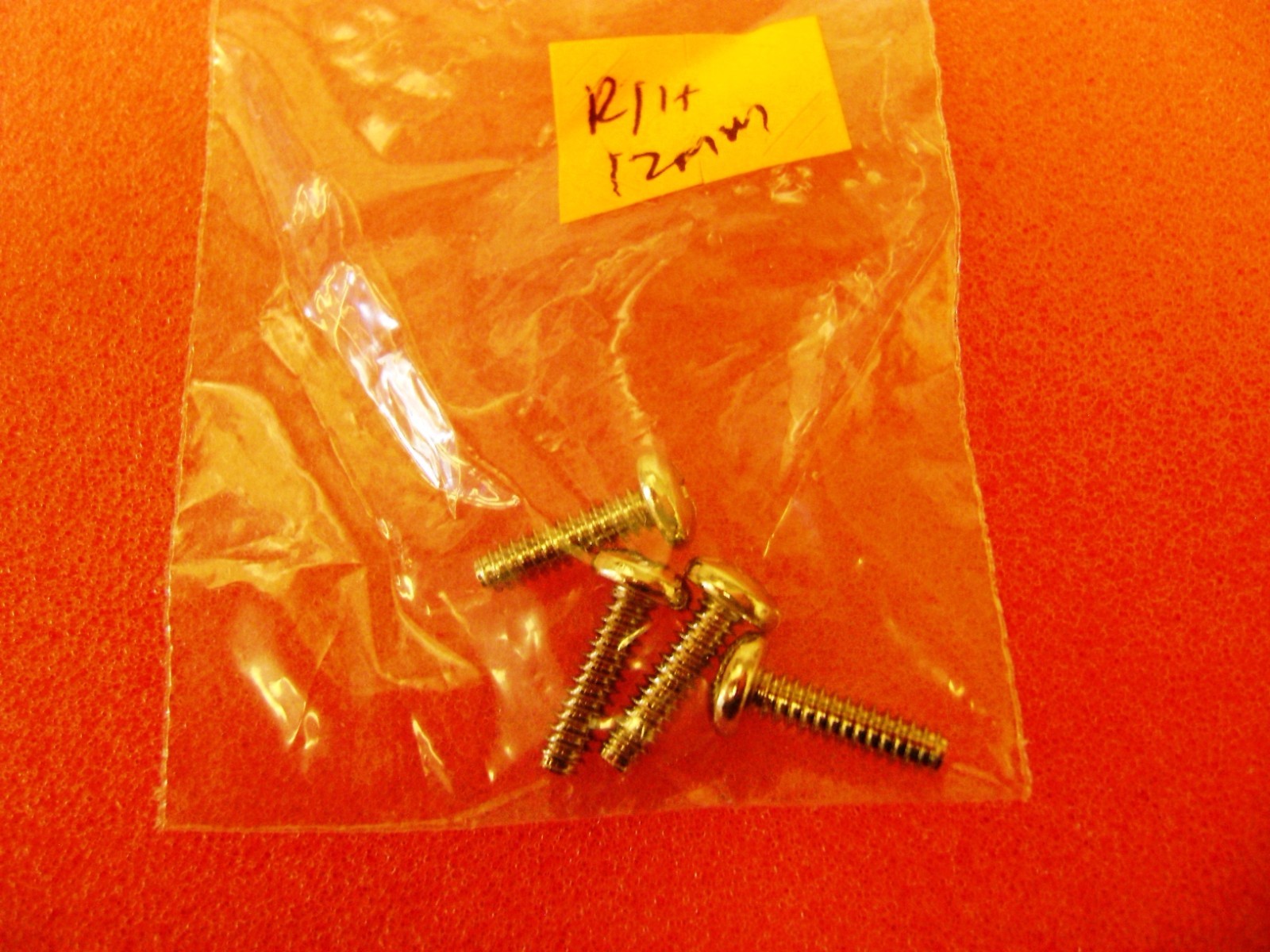 Lo of 4 - 6 # 32  12mm  Screws  Round  Head  for Computer PC Desktop Server