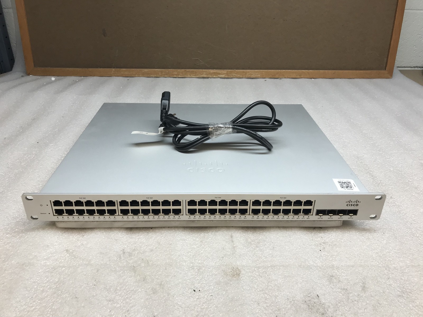Cisco Meraki MS220-48FP-HW Cloud-Managed 48-Port PoE Gigabit Switch UNCLAIMED
