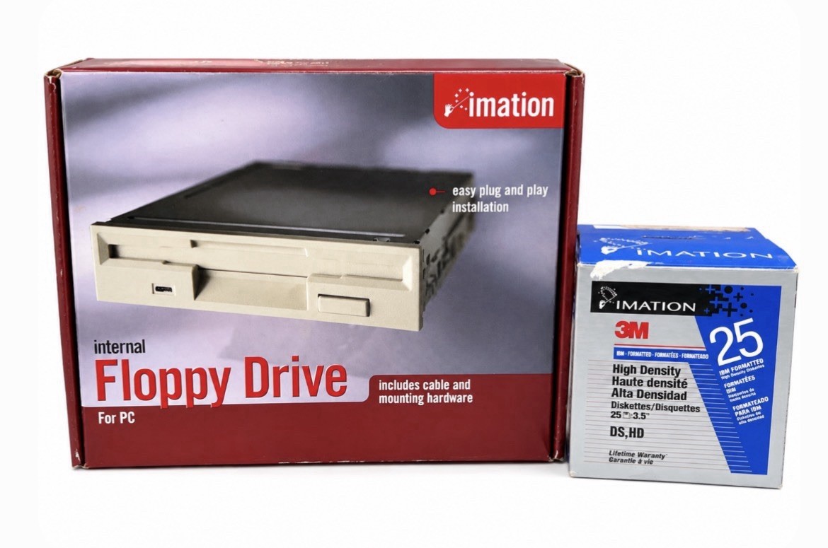 Imation Mitsumi D359M3D 3.5" 1.44MB Floppy Drive PC w Cable + 25 HD Disks
