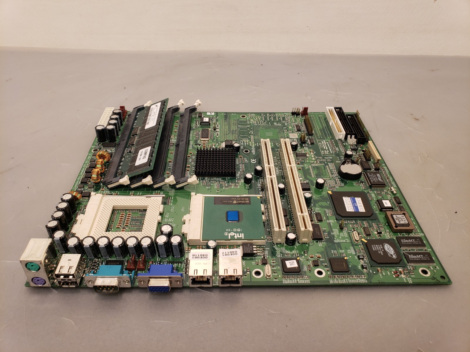Tyan Computers S2518 Thunder Dual PGA370 1x PIII 1GHz. 512MB System Motherboard
