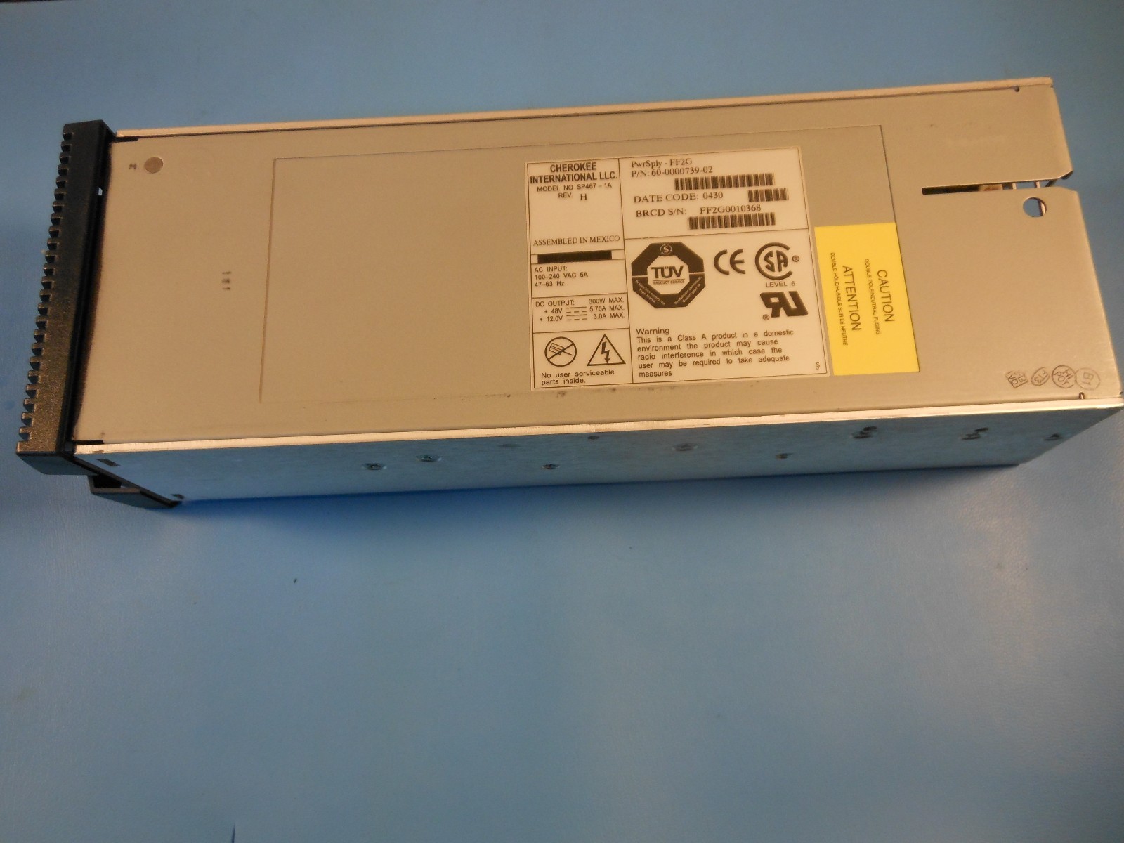 Dell Brocade SilkWorm 3900 Power Supply 300 Watt Switching SP467-1A FF2G 