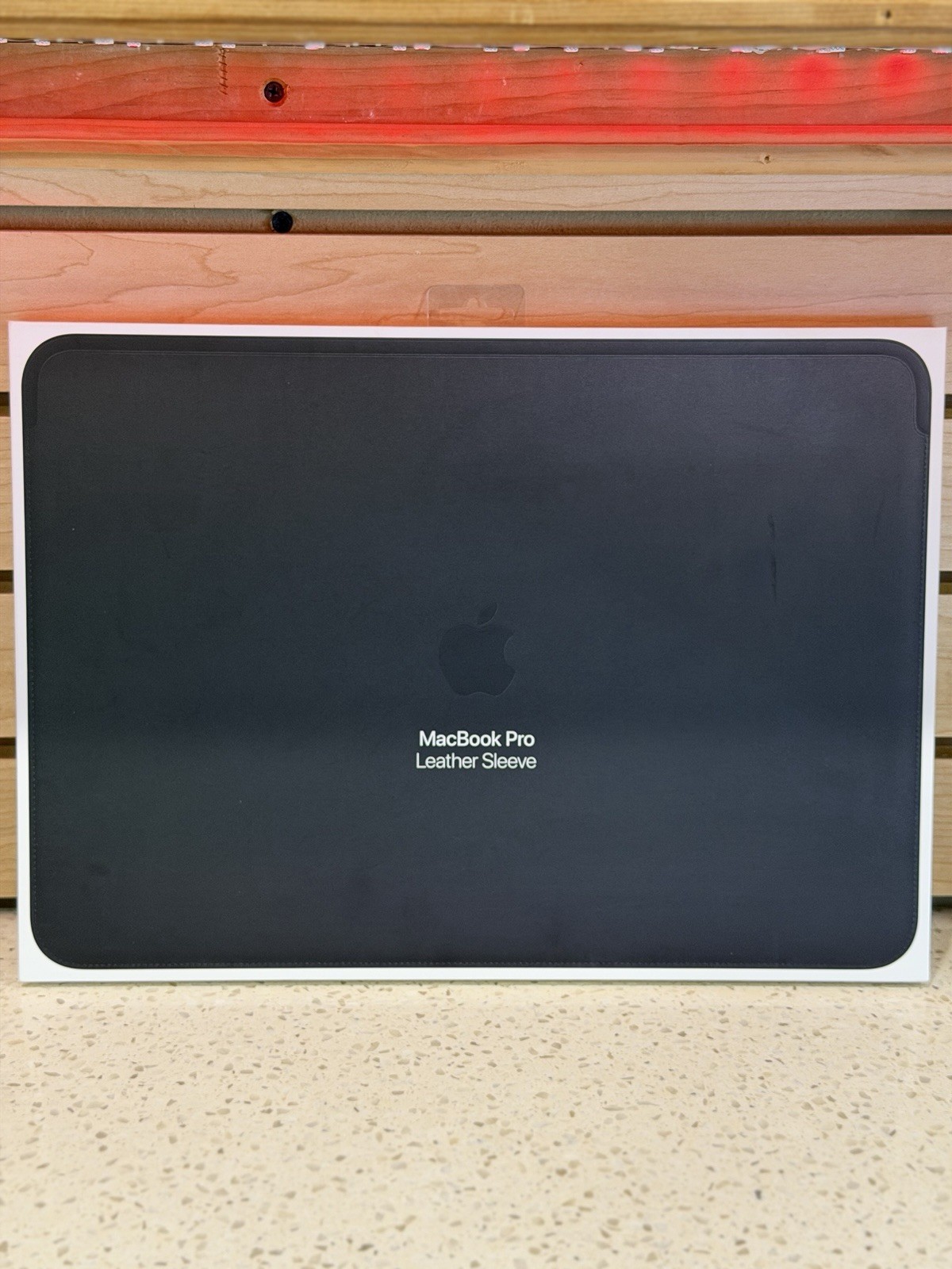Apple Leather Sleeve (for 15-inch MacBook Pro) – Black - Brand NEW