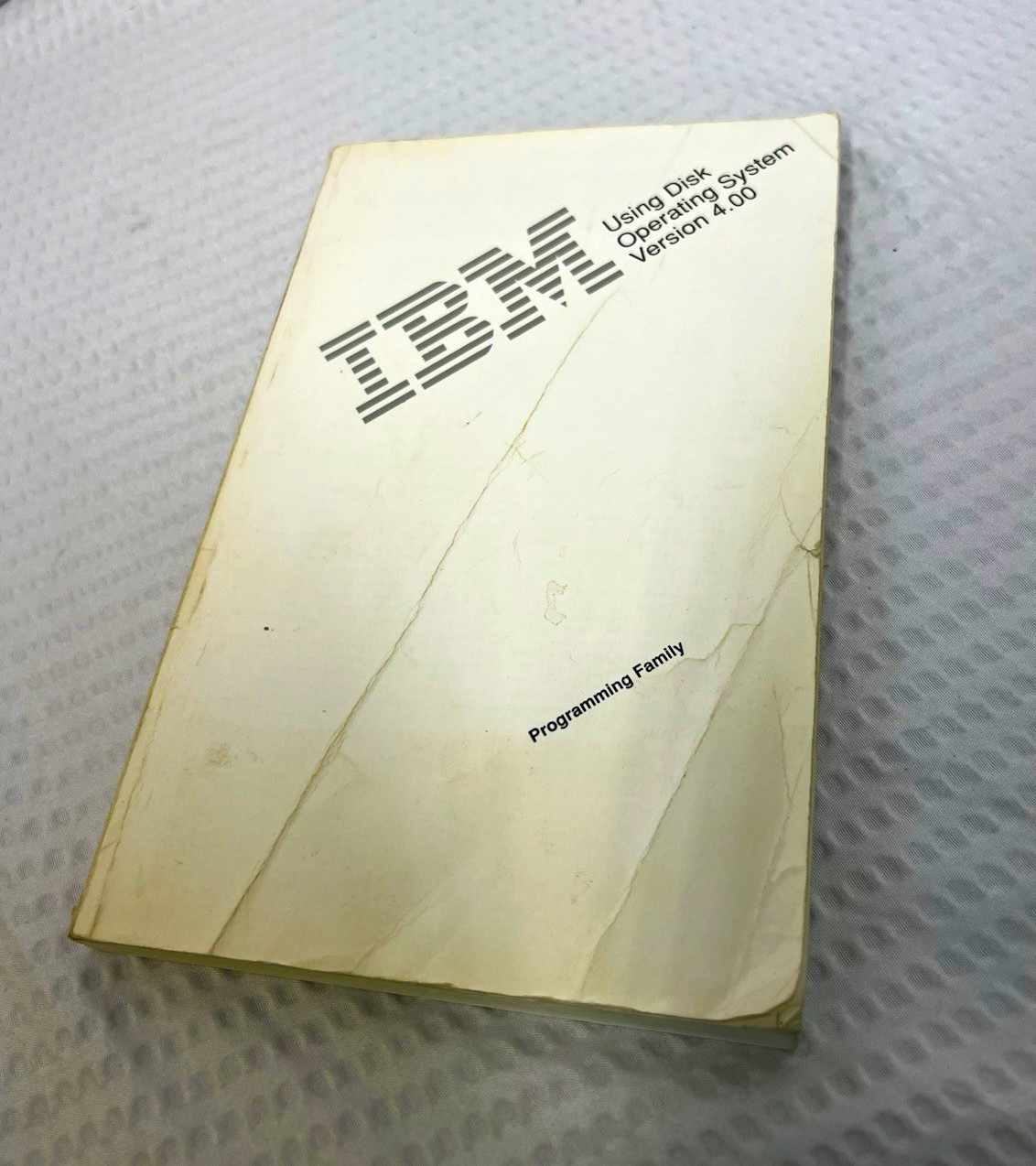IBM Disk Operating System (DOS) Version 4.00 Programming Family Manual, English