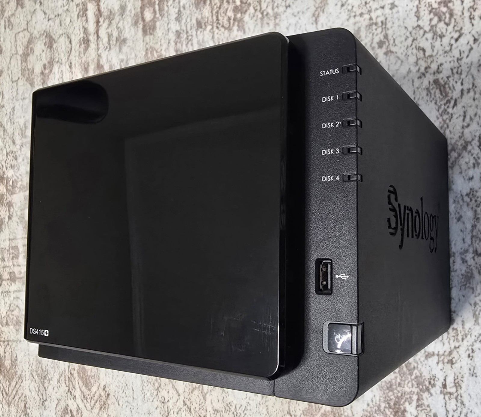 Synology DS415+ 4-Bay NAS (8GB RAM Upgraded ) w/ Power Adapter Tested ( No HDD)