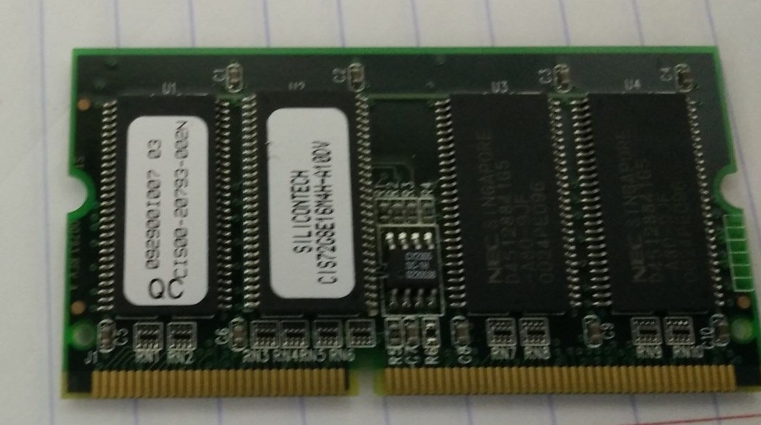 Cisco CIS72G8E16M4H-A10DV MEM-MSFC2-128MB 128MB 144pin PC133 SODIMM module