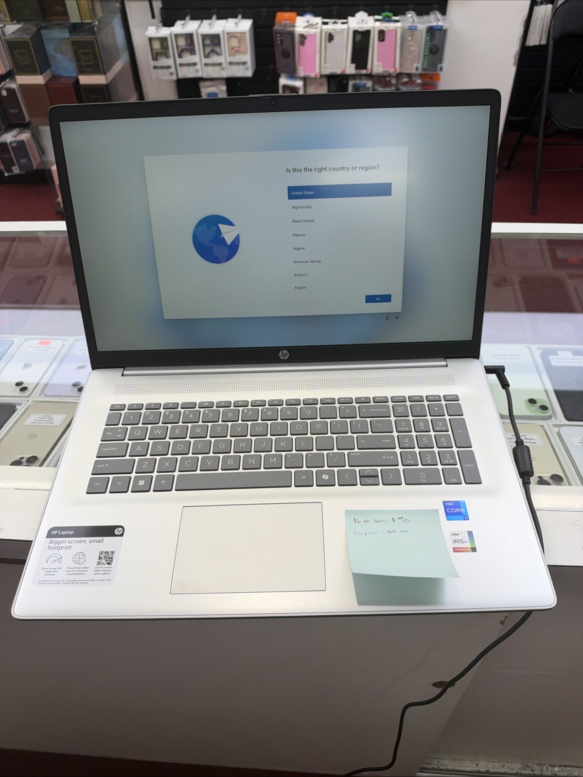 HP - 17.3" Full HD Laptop - Intel Core i7 1355U 2023 - 16GB Memory - 1TB SSD ...
