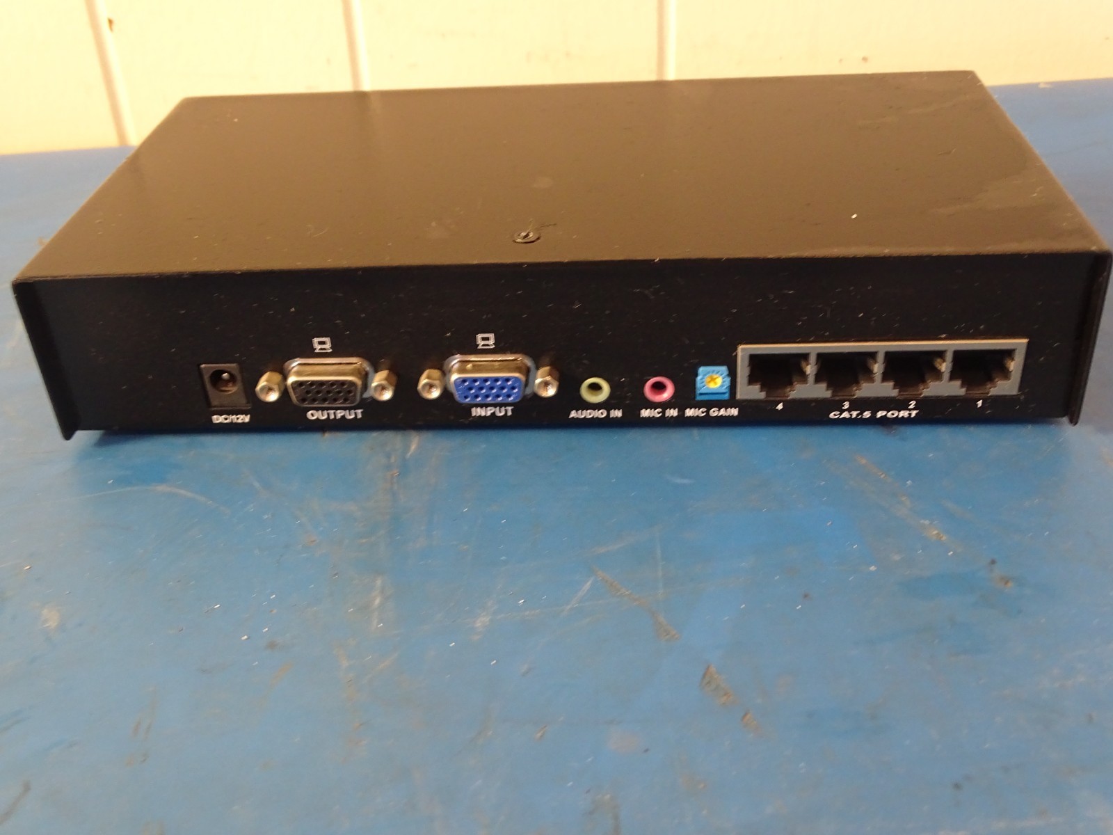 StarTech ST124UTPEA 4 Port VGA & Audio Over Cat 5 Video Extender Transmitter