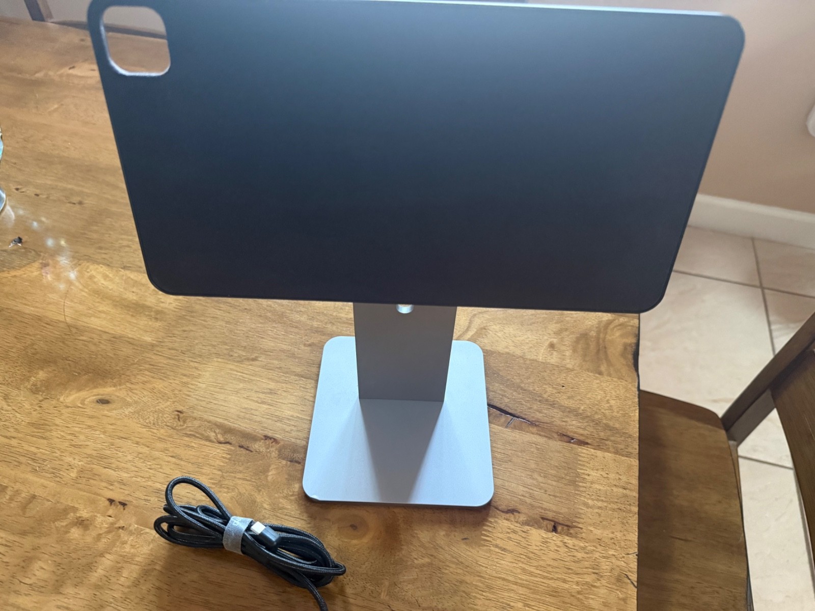 CharJenPro MagFlott Magnetic iPad Stand CJ070921 for 12.9" Pro (6th Gen)