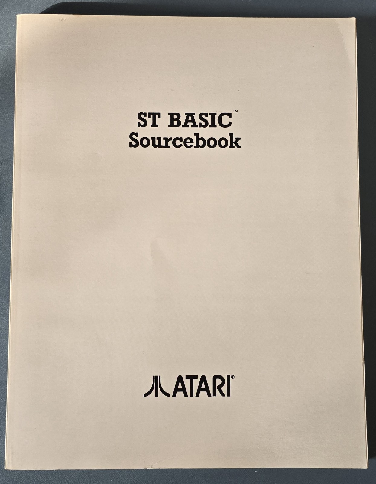 Atari ST Basic Sourcebook  (1985) 8.5" x 11" 120 pages Original SHIPS FREE