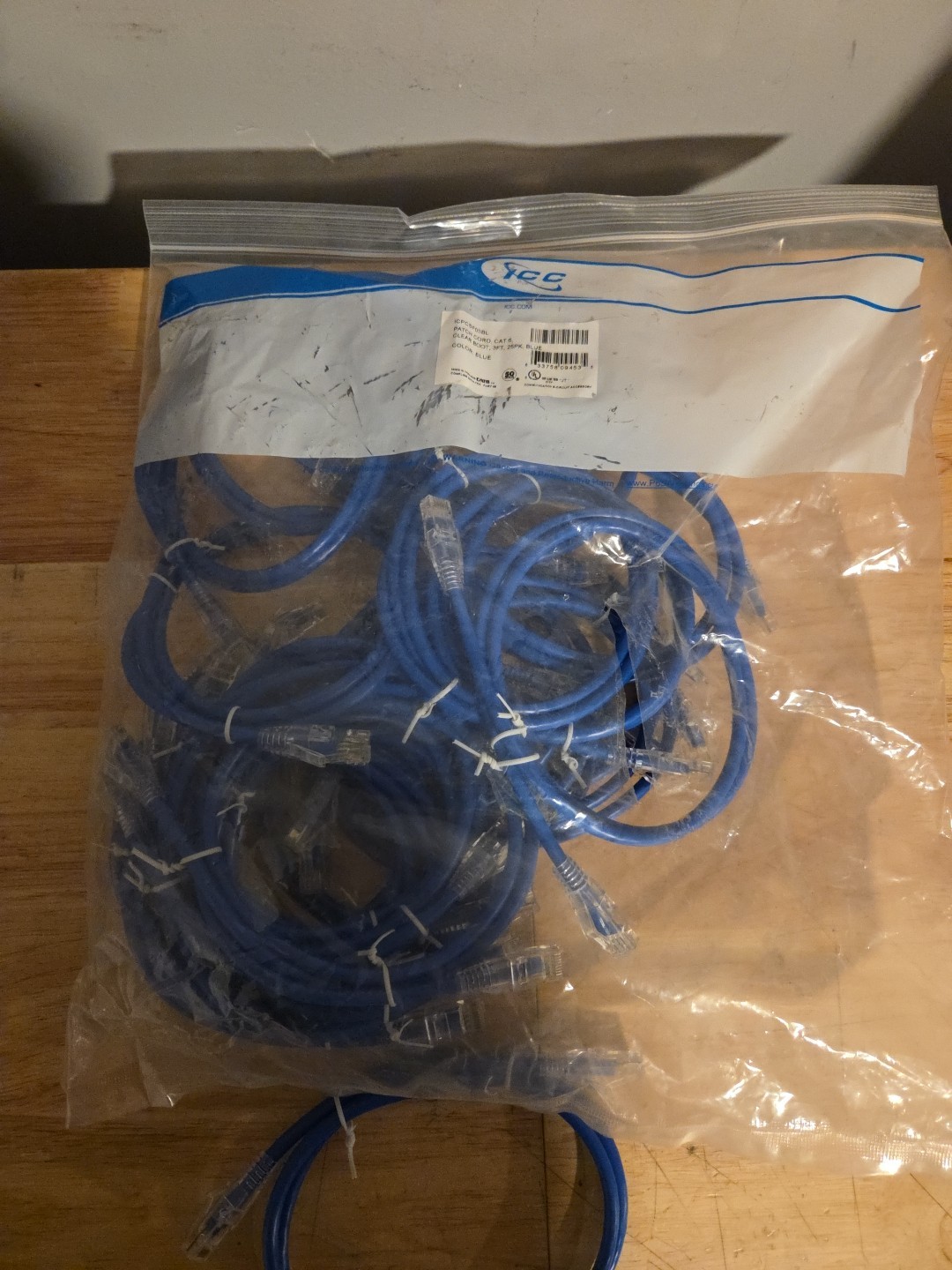 ICC CAT6 Ethernet Patch Cable 3FT Blue Clear Boot 5×25-Pack 