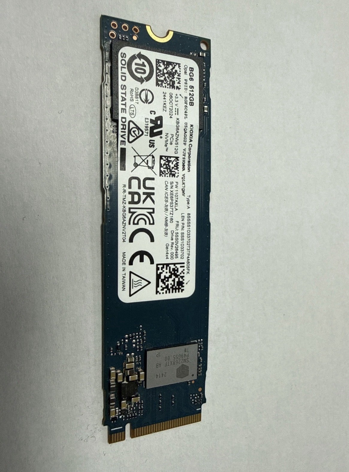 Toshiba XG6 512GB,Internal, M.2 (KXG60ZNV512G) Solid State Drive