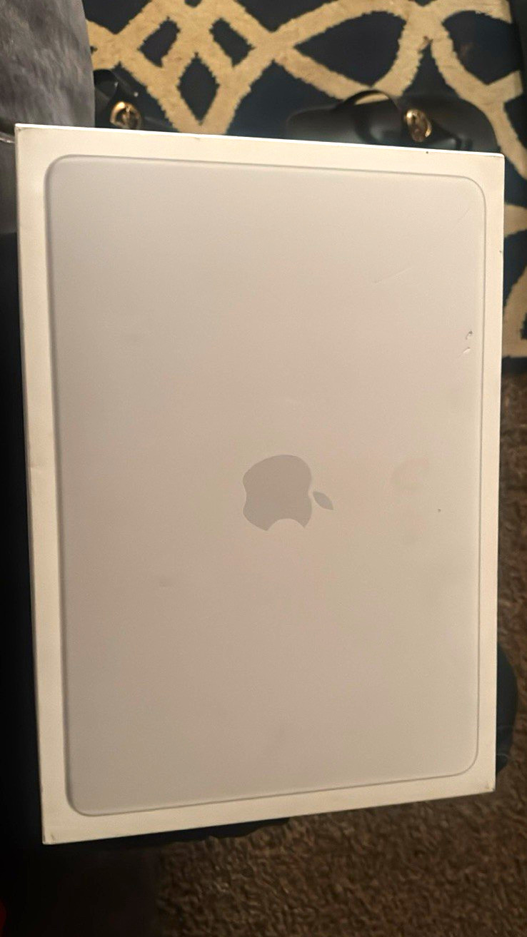 Apple MacBook Neo 13" Silver M2 8GB RAM 256GB SSD macOS Sonoma