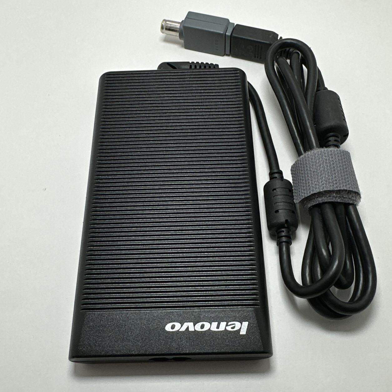 Genuine Lenovo Combo Adapter 41R0144 with 20V 4.5A 90W Tip New Open Box