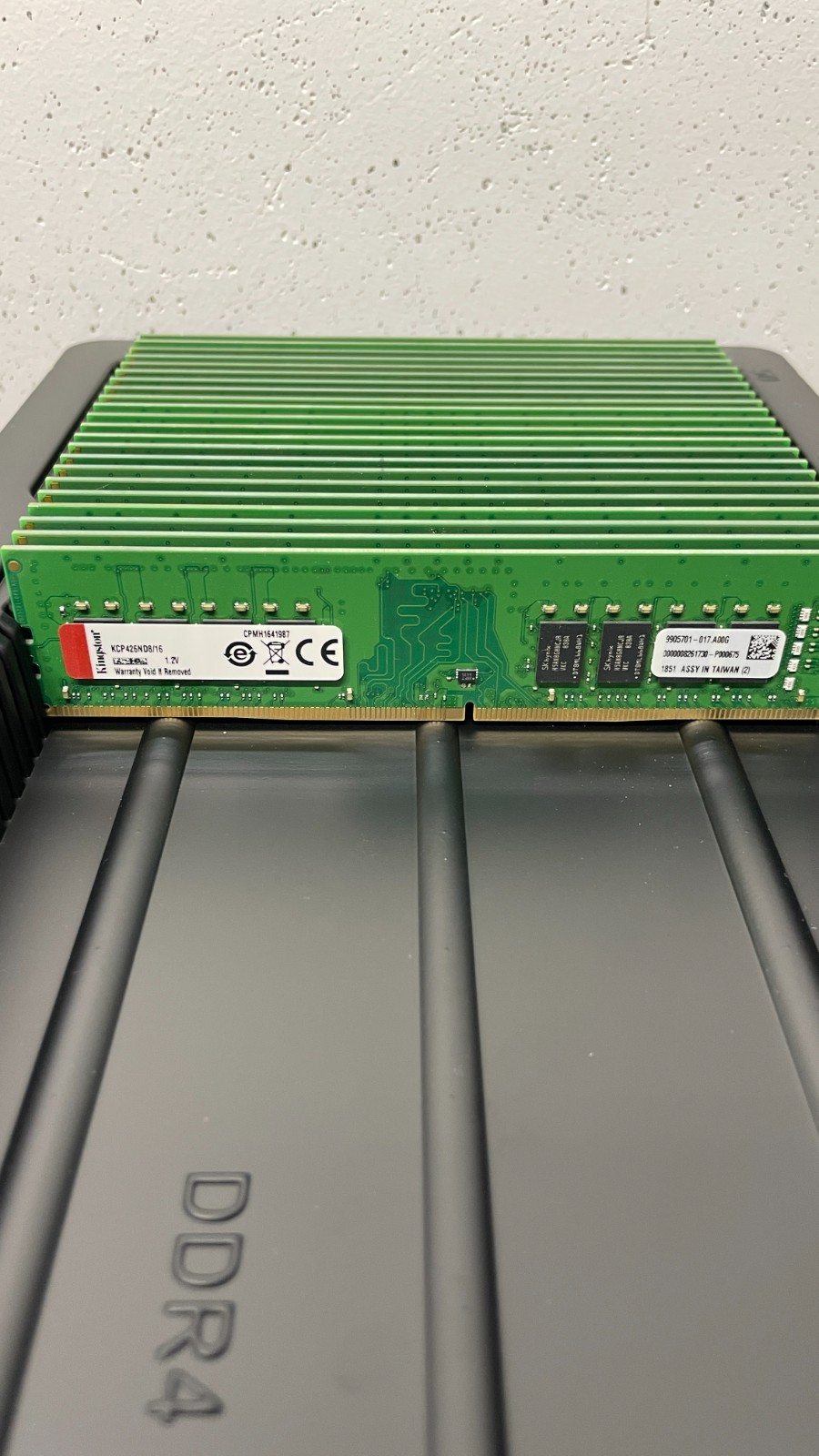 *Lot of 22* Kingston DDR4 SDRAM 16GB 2Rx8 PC4-2666 MHz DIMM KCP426ND8/16