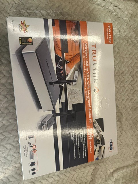 C2G TruLink Wireless USB to VGA Intragated Audio Kit