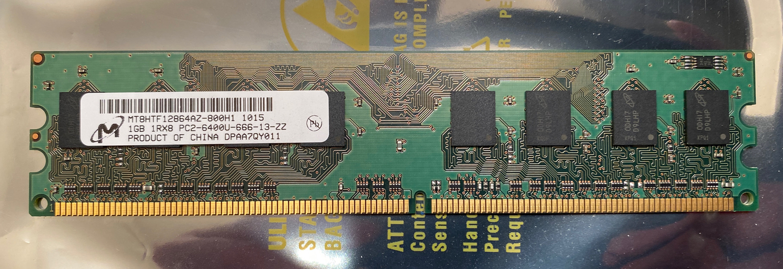 Memory MT8HTF12864AZ-800H1 Micron 1GB RAM 800Mhz DDR2 PC2-6400U HP PN 404574-888