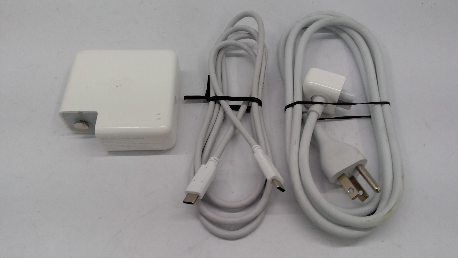 Genuine Apple A1719 MacBook Pro  87W USB-C Power Adapter w/Cable