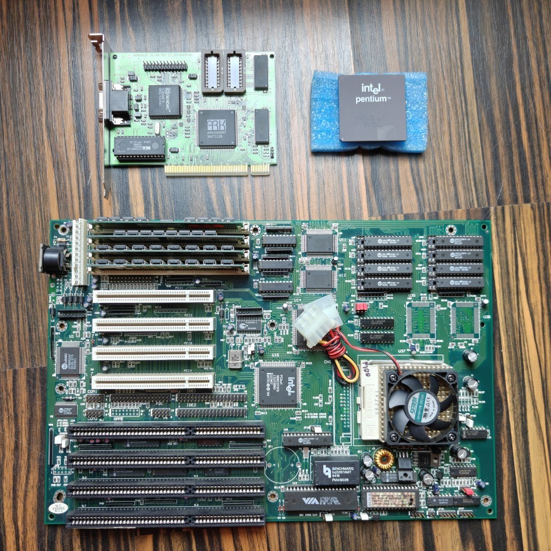 Intel Triton V1.2 + Pentium 100 + 40MB RAM + bonus ARK Logic 1MB video + 2nd CPU