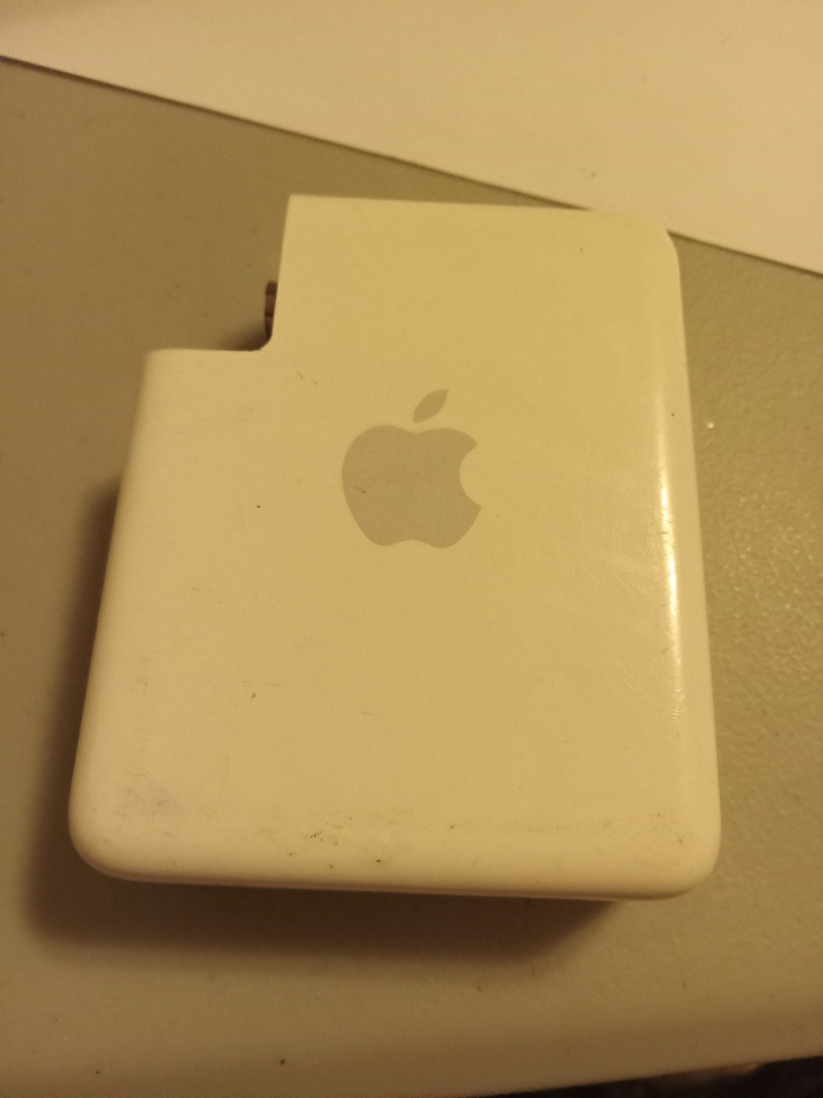 apple airport express Model A1084