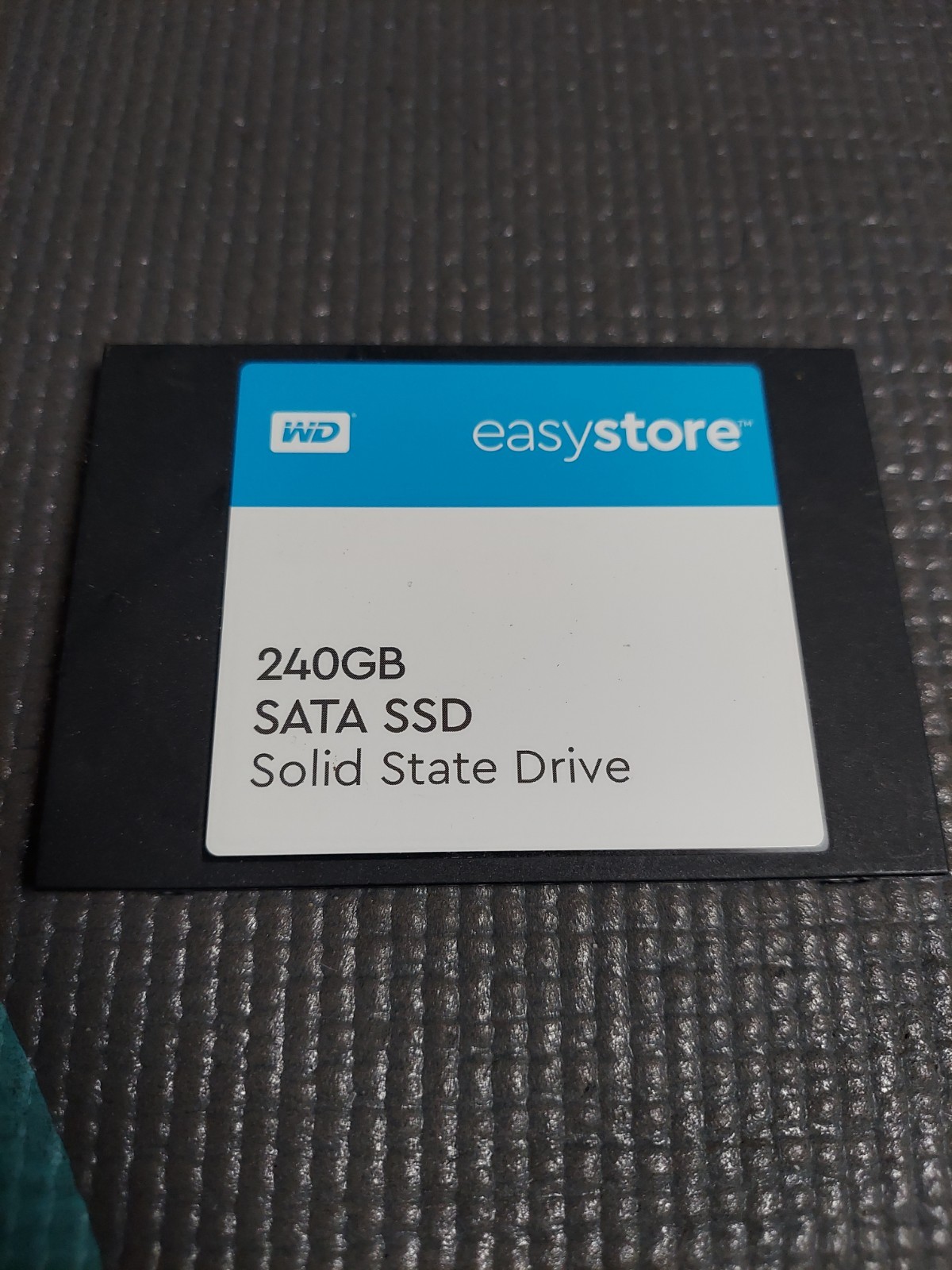 WD EasyStore 240GB SATA SSD 2.5 inch Solid State Drive WDBAGU240ABK