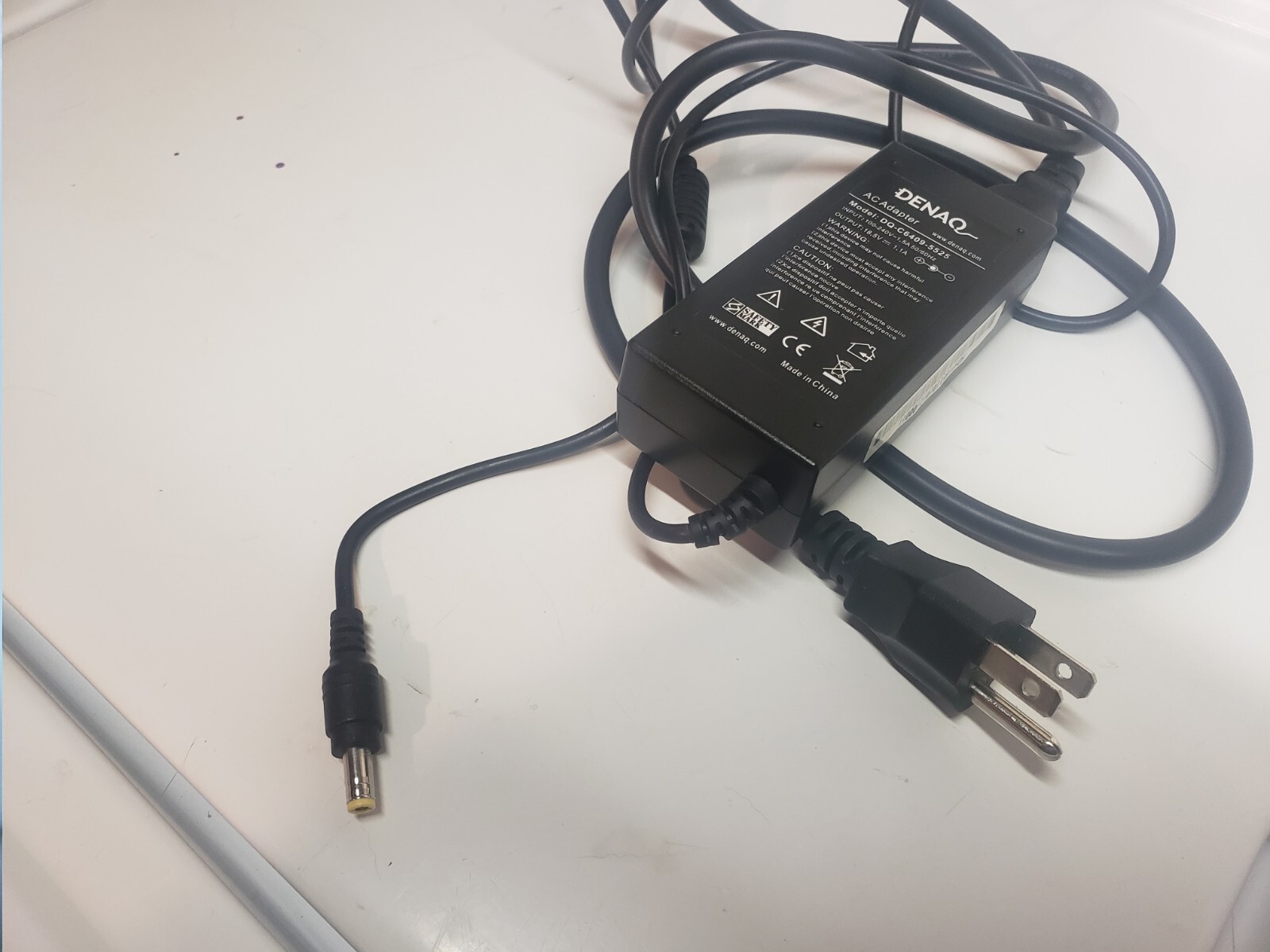 DENAQ DQ-C6409-5525 Battery Denaq AC Adapter