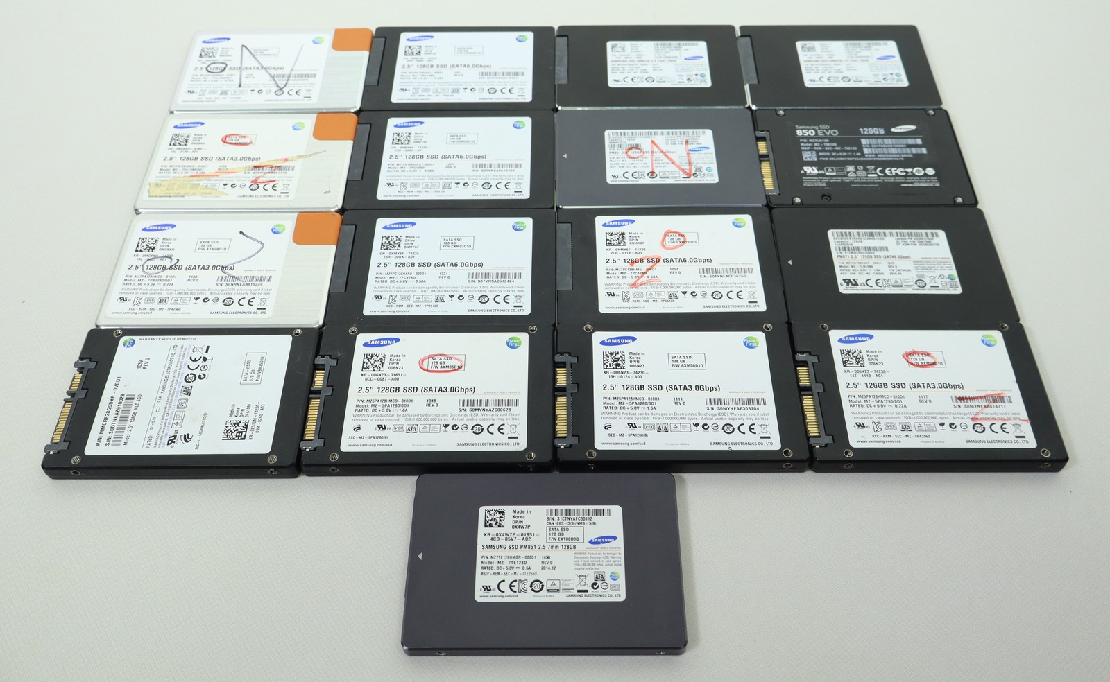 Lot of 17x Various Samsung 120GB/128GB 2.5" SATA SSD