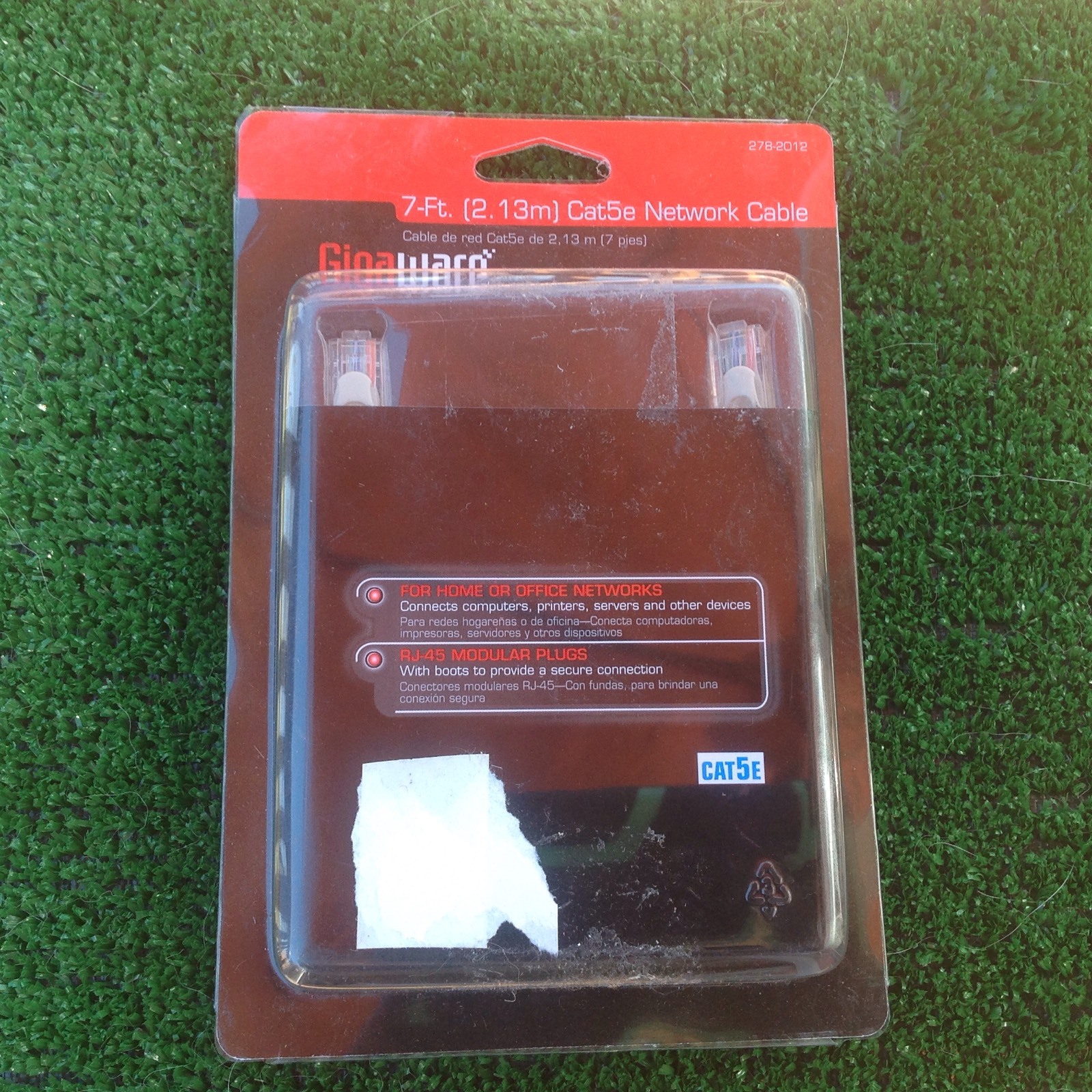 Gigaware 7-ft.(2.13m) Cat5e Network Cable  (278-2012) *